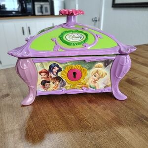 Disney Fairies Tinkerbell Treasure Chest Jewelery Box with Sound No key